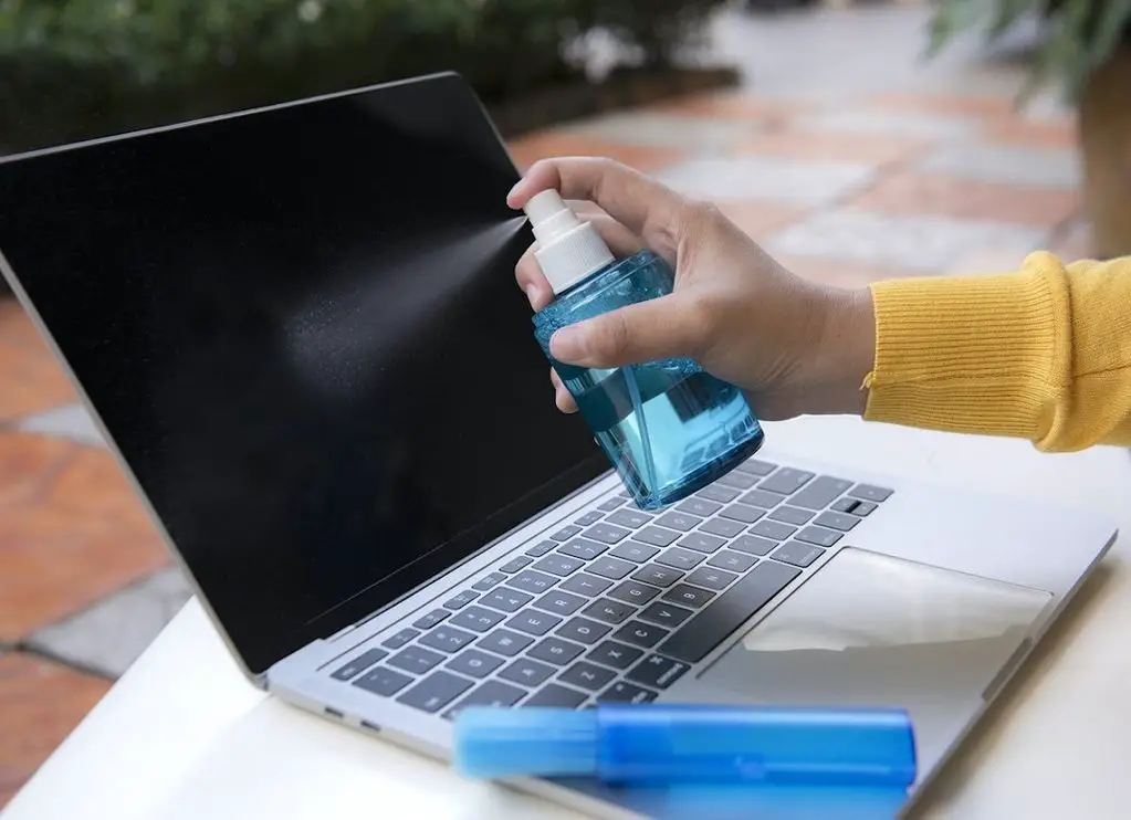 Can You Clean Your Computer Screen With Hand Sanitizer